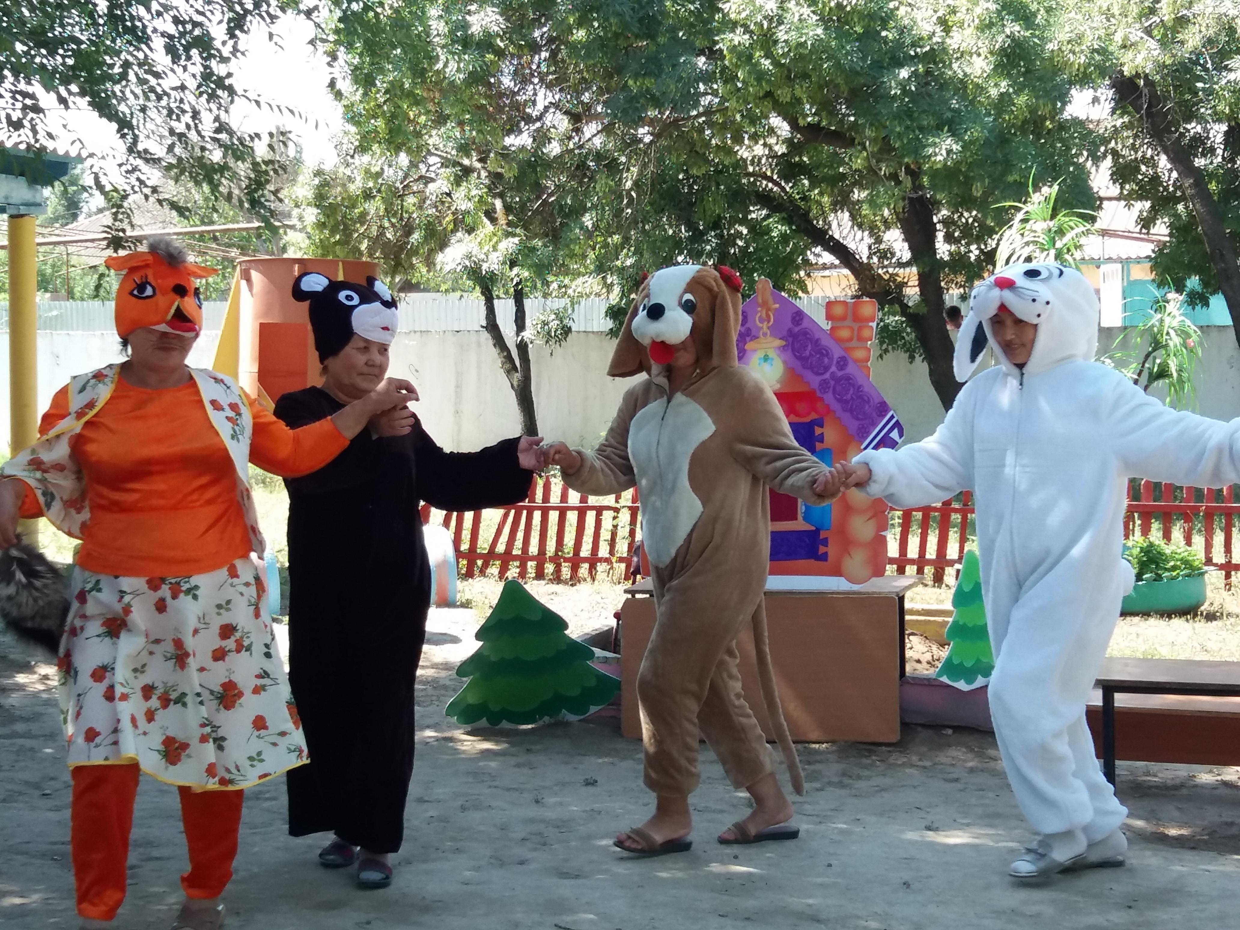 "Түлкі, Қоян және Әтеш" ертегісі