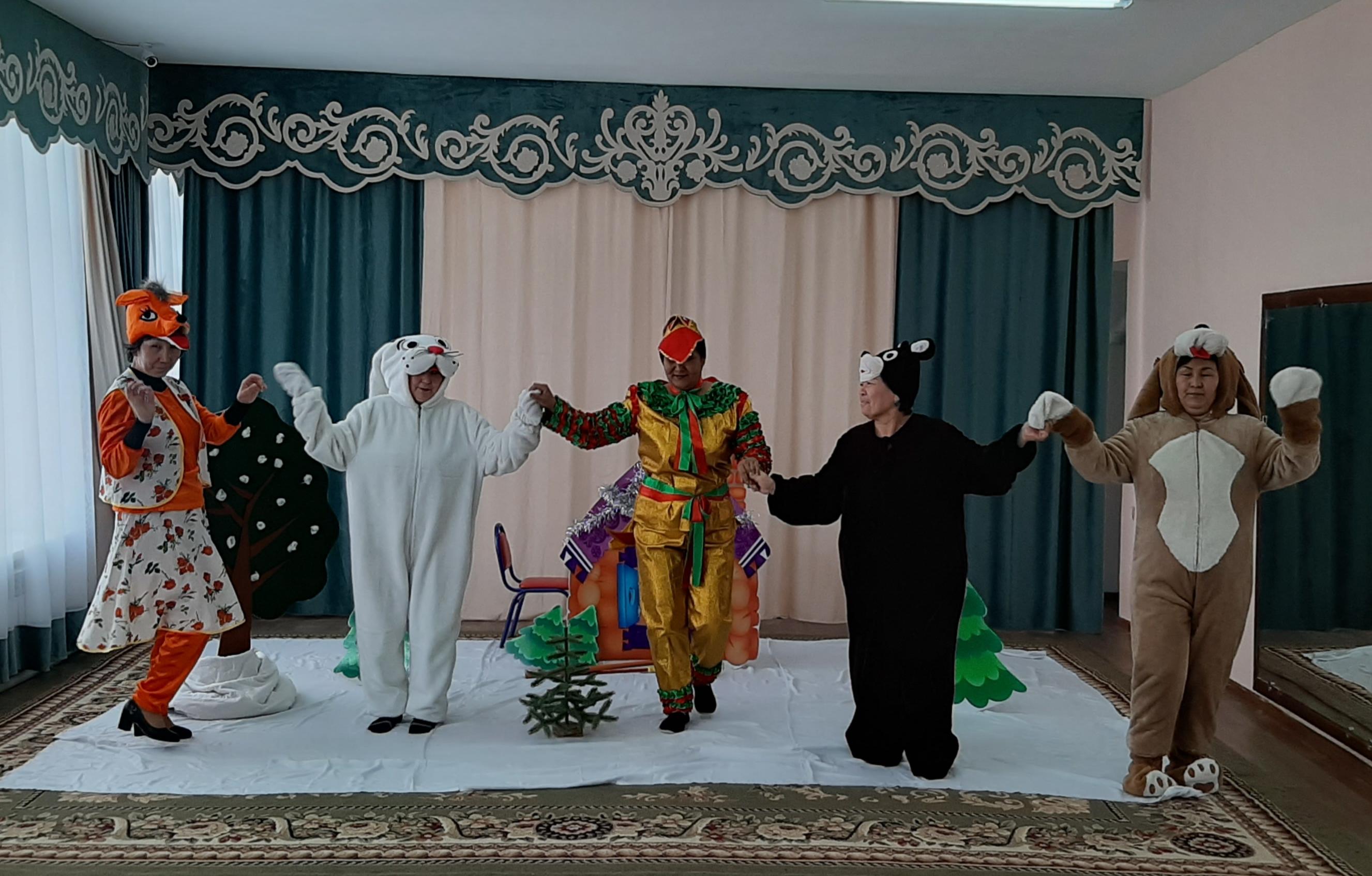 "Түлкі мен қоян" ертегісі