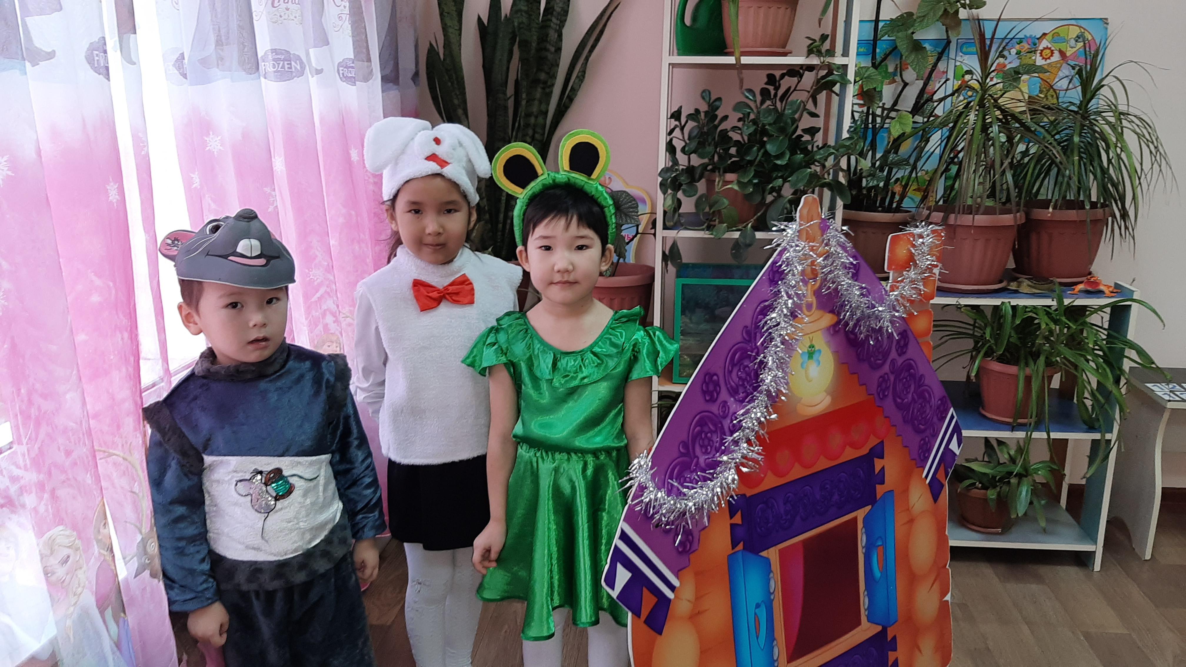 "Үйшіктегі ақылды аңдар" тақырыбында ашық ұйымдастырылған оқу қызметі