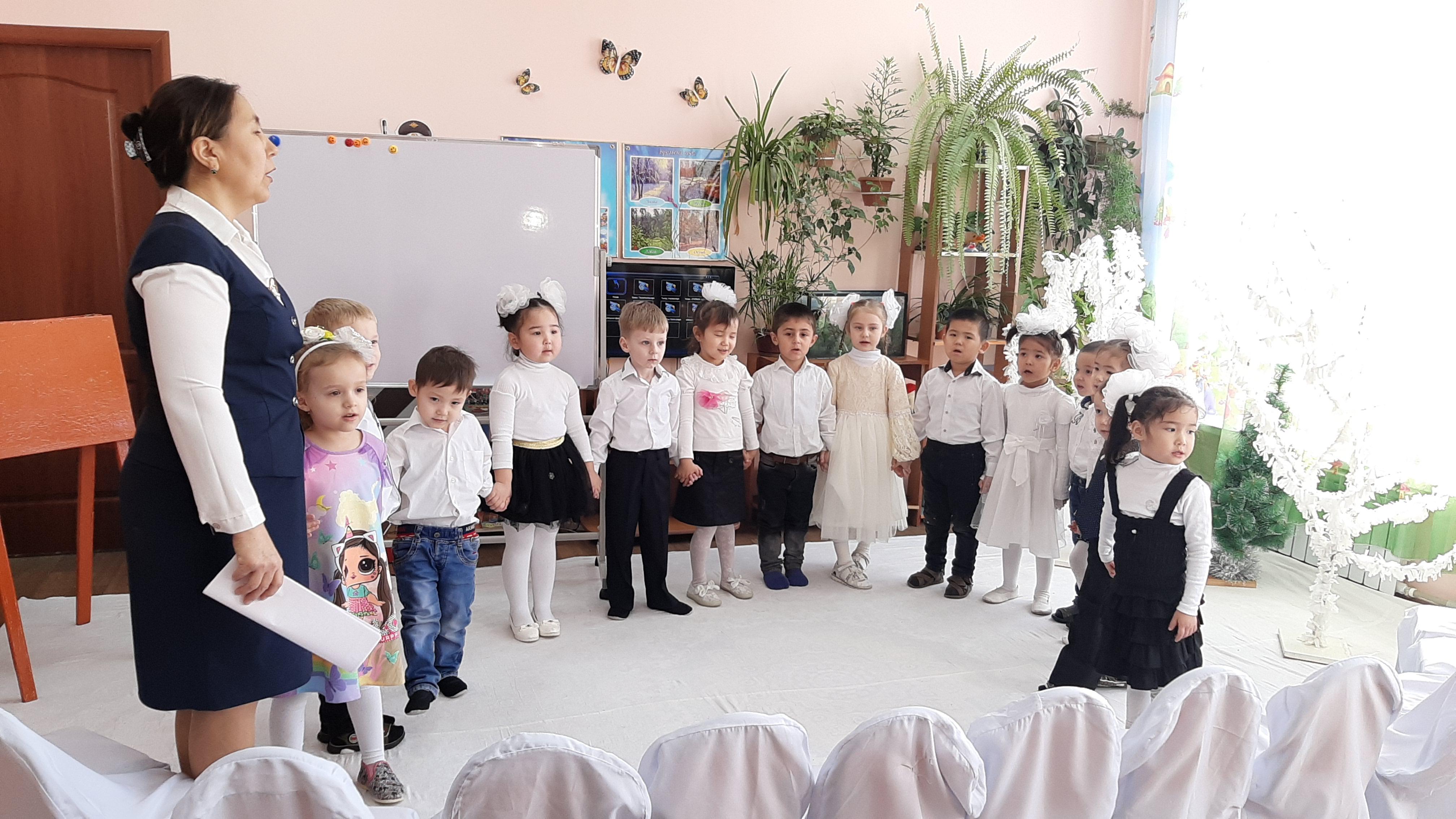 "Жануарлардың қысқы дайындығы" тақырыбында ашық ұйымдастырылған оқу қызметі