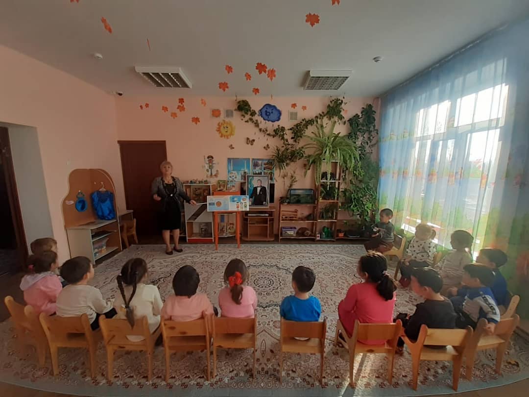1 желтоқсан - ҚР Тұңғыш Президенті күніне орай тәрбие сағаты