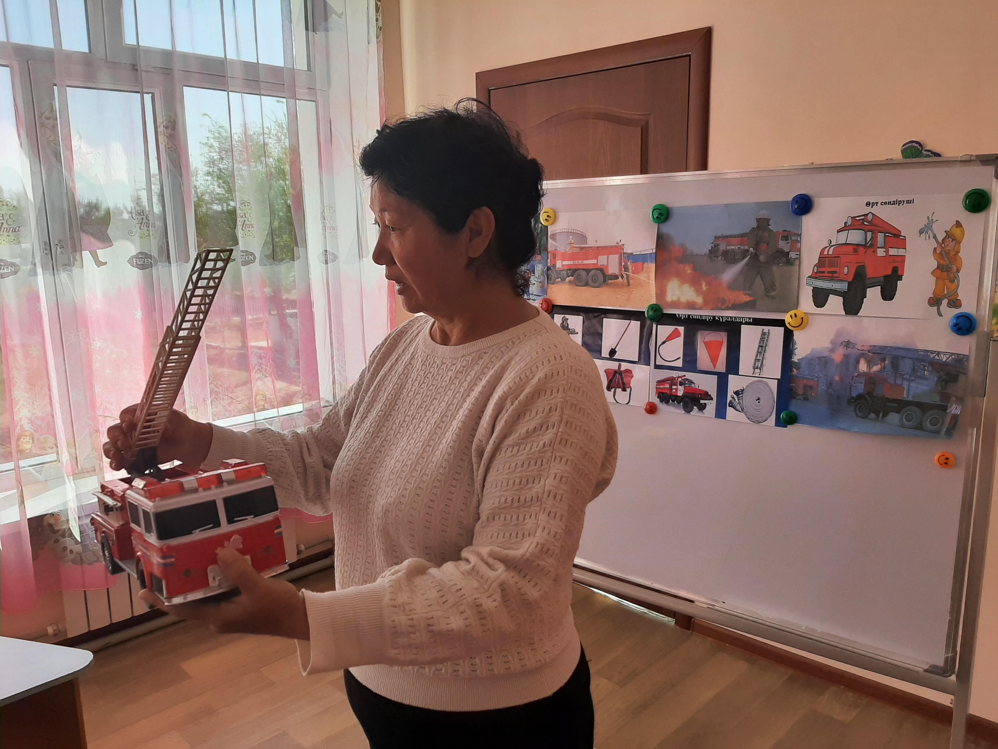 «Өрт сөндіру көлігі» тақырыбында ойын-сауық