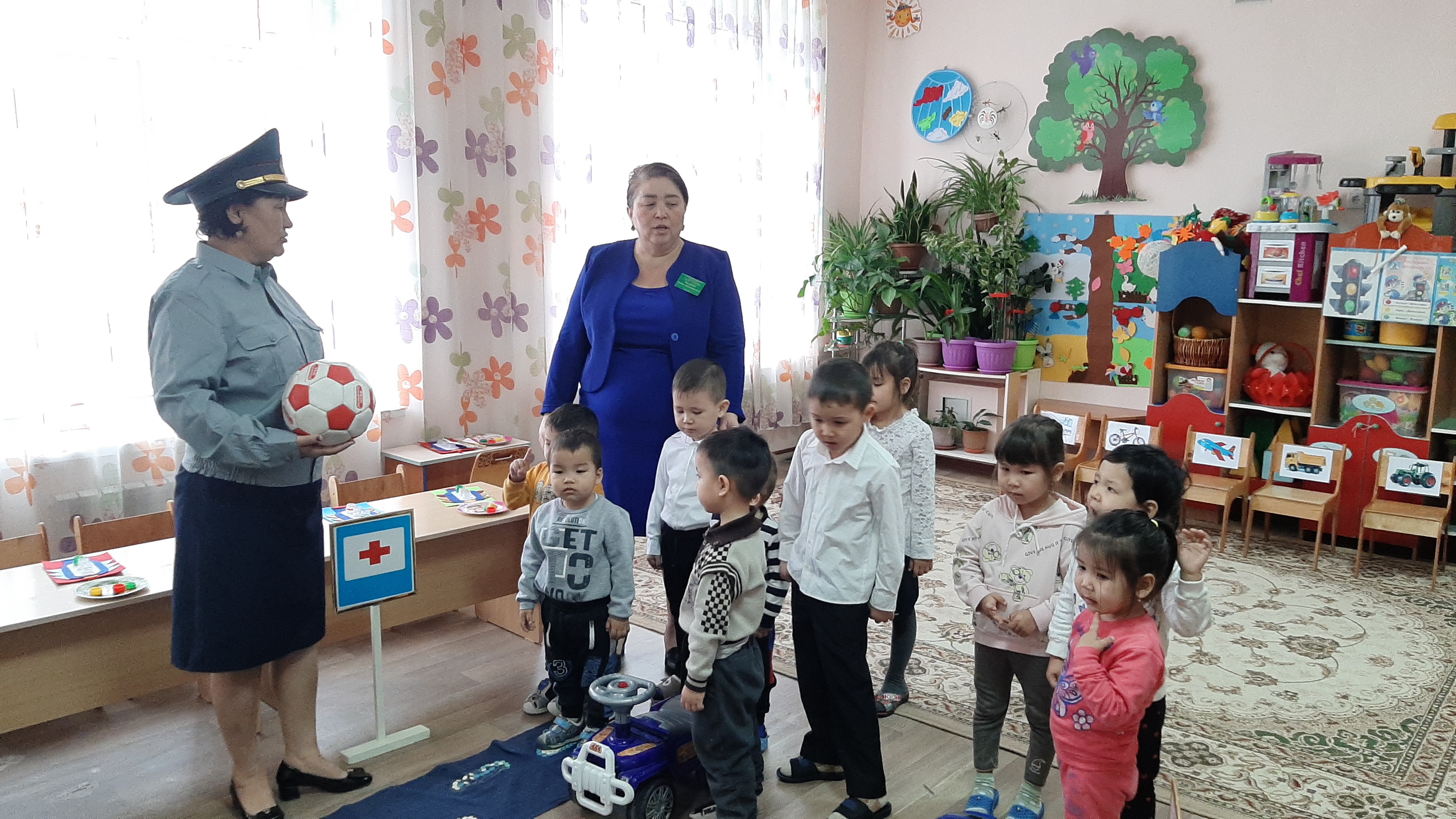 "Бағдаршам біздің досымыз" тақырыбында ұйымдастырылған іс-әрекет