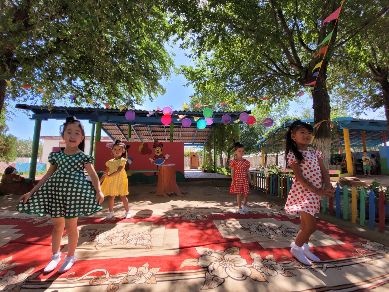 «Ән кереметі» ән, би байқауы